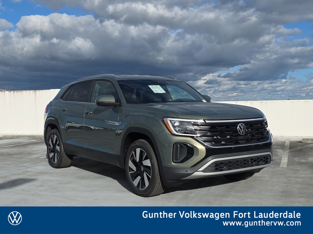 New 2026 Volkswagen Atlas Cross Sport 2.0T SE w/Technology SUV