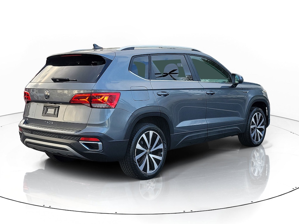 Used 2023 Volkswagen Taos 1.5T SE SUV