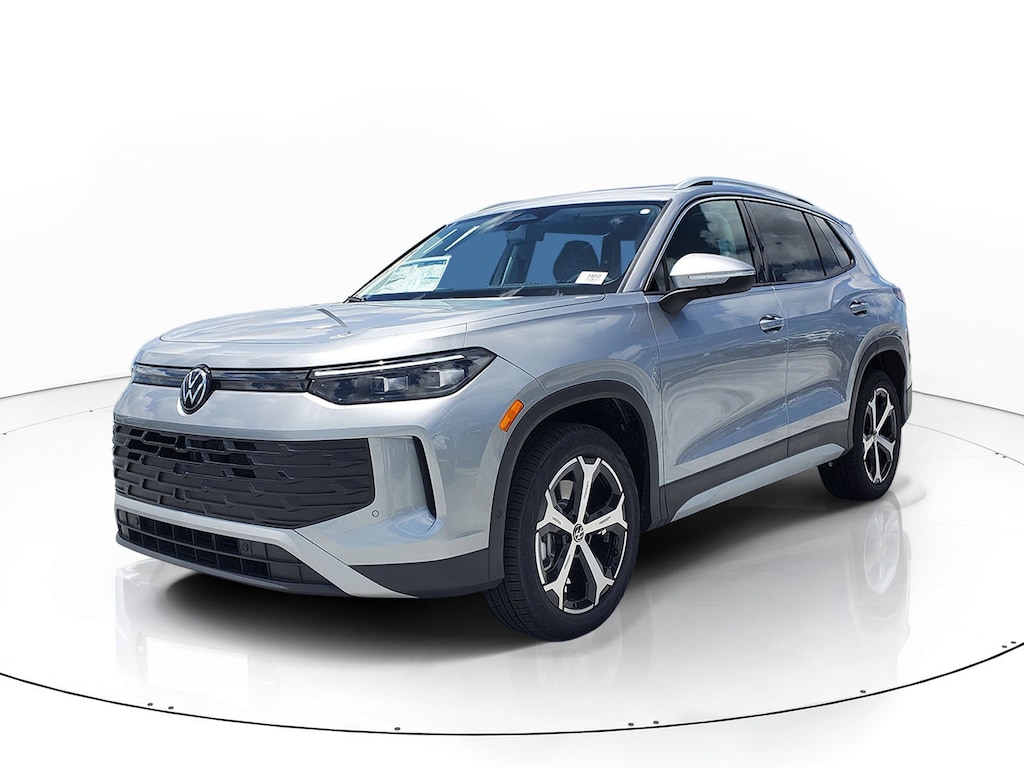 New 2026 Volkswagen Tiguan SE SUV