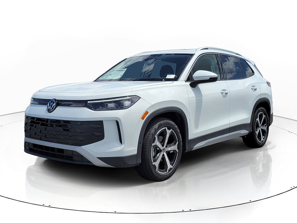 New 2026 Volkswagen Tiguan SE SUV