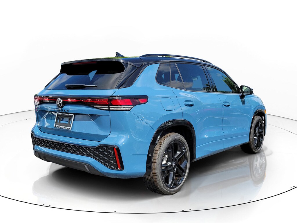 New 2026 Volkswagen Tiguan 2.0T SE R-Line Black SUV