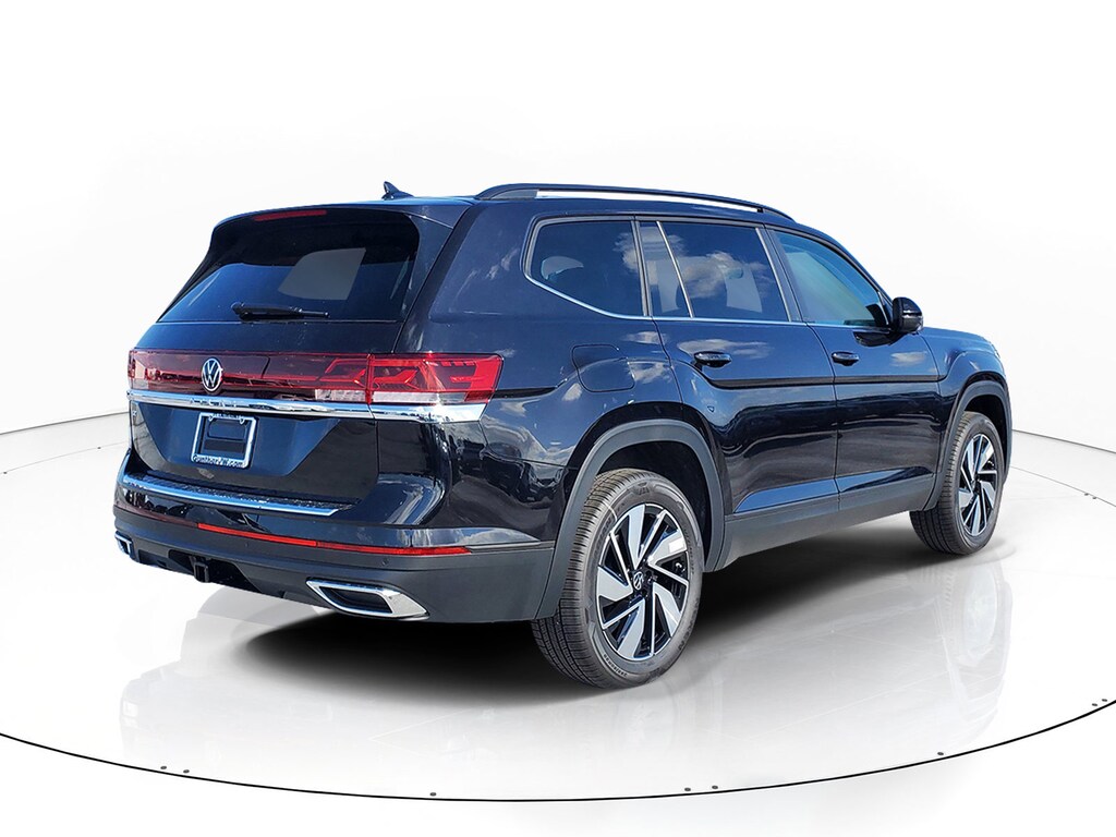 Used 2026 Volkswagen Atlas SE w/Technology SUV