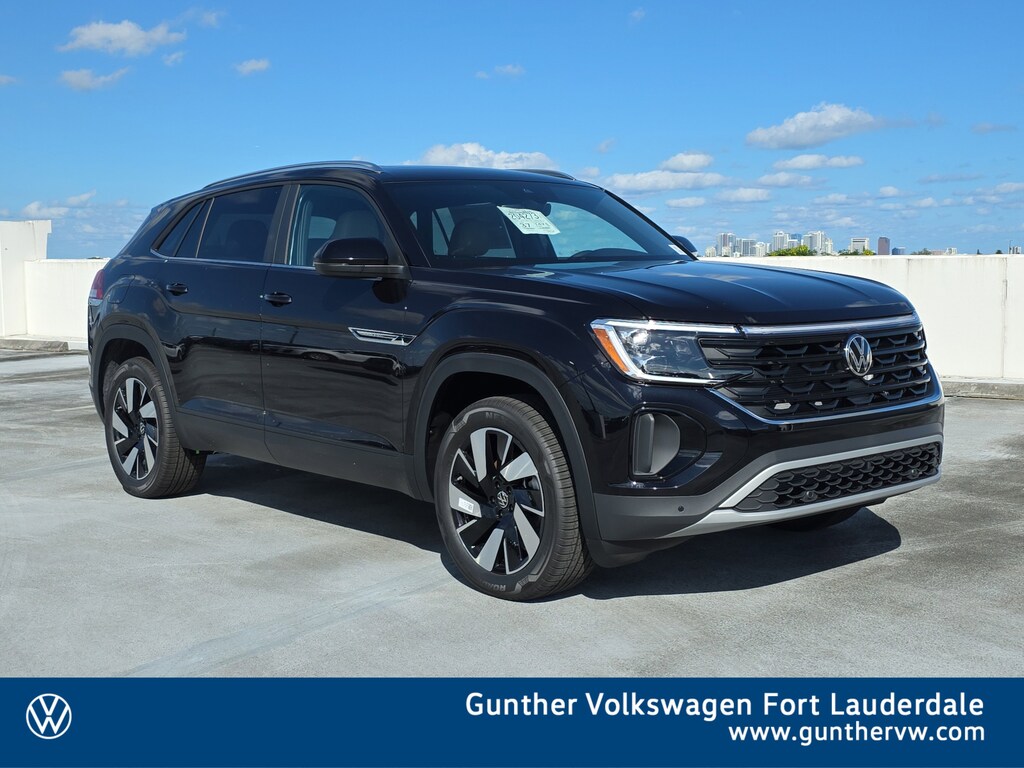 New 2026 Volkswagen Atlas Cross Sport 2.0T SE w/Technology SUV