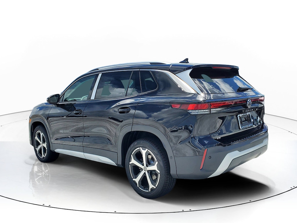 New 2026 Volkswagen Atlas SE SUV