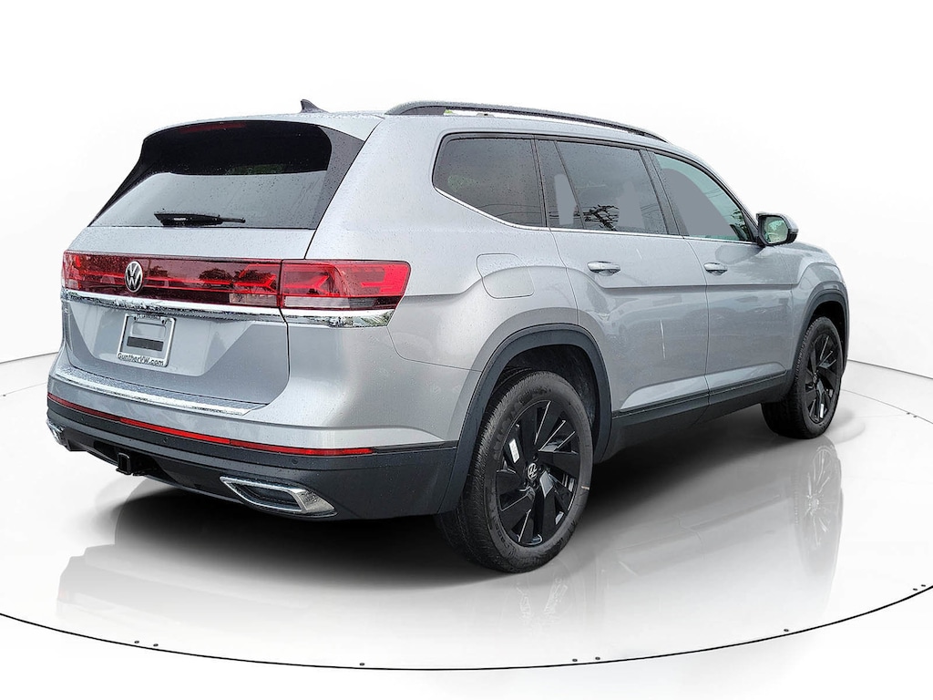New 2026 Volkswagen Atlas SE w/Technology SUV