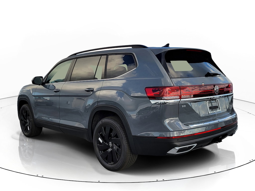 New 2026 Volkswagen Atlas SE w/Technology SUV