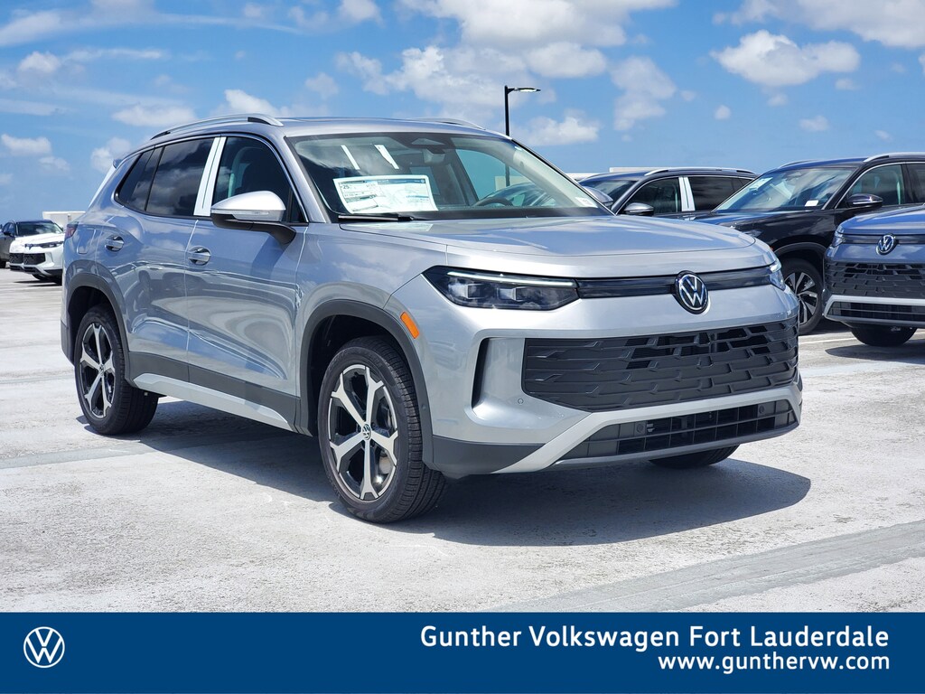 New 2025 Volkswagen Tiguan 2.0T SE SUV