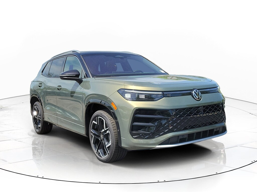 New 2026 Volkswagen Tiguan SEL R-Line Turbo SUV