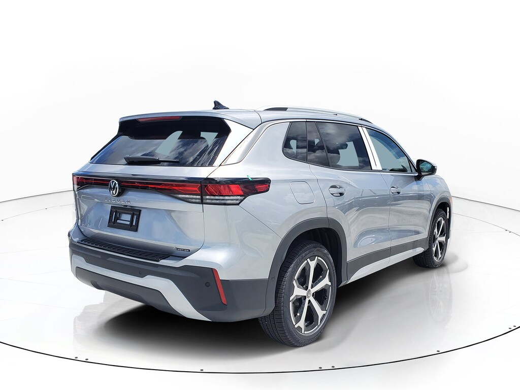 New 2026 Volkswagen Tiguan SE SUV