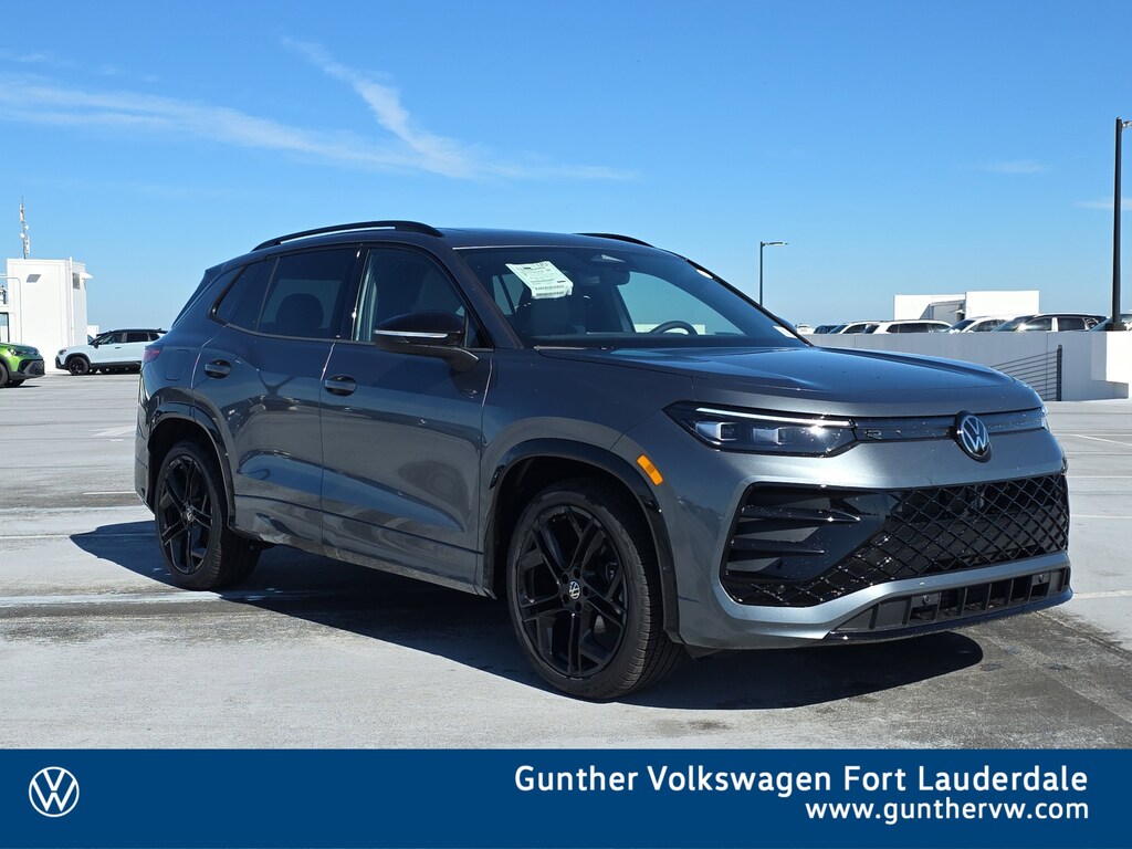 New 2026 Volkswagen Tiguan 2.0T SE R-Line Black SUV