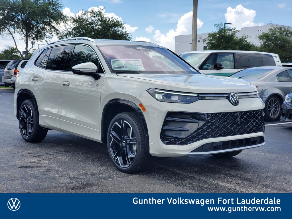 New 2026 Volkswagen Tiguan 2.0T SEL R-Line Turbo SUV