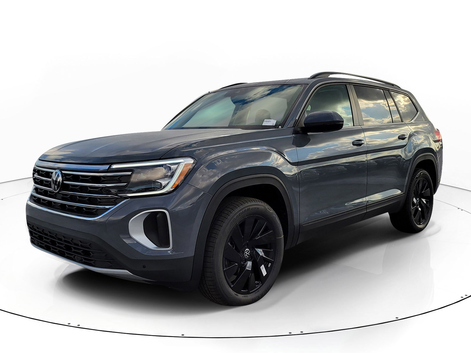 New 2026 Volkswagen Atlas SE w/Technology SUV