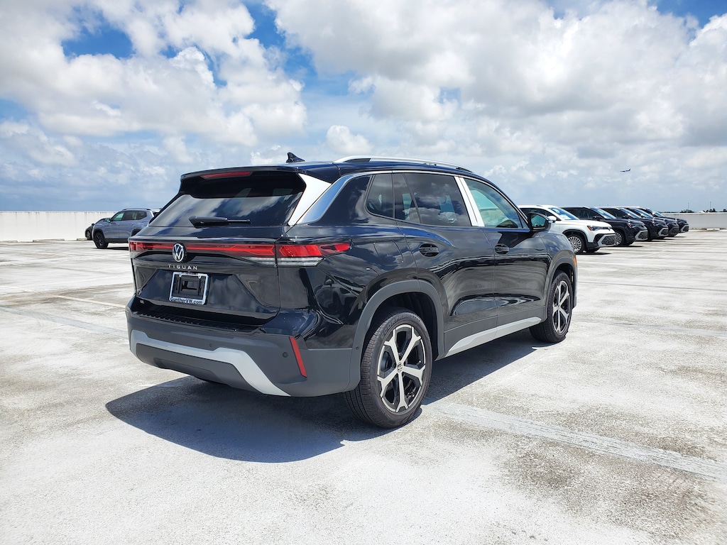 New 2026 Volkswagen Tiguan SE SUV