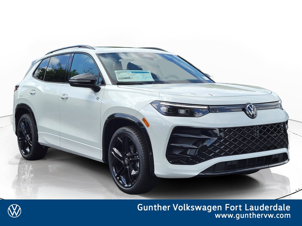 New 2026 Volkswagen Tiguan SE R-Line Black SUV
