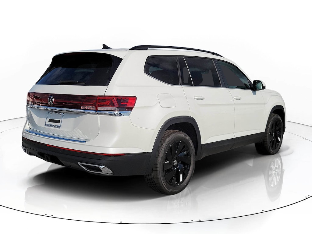 New 2026 Volkswagen Atlas SE w/Technology SUV