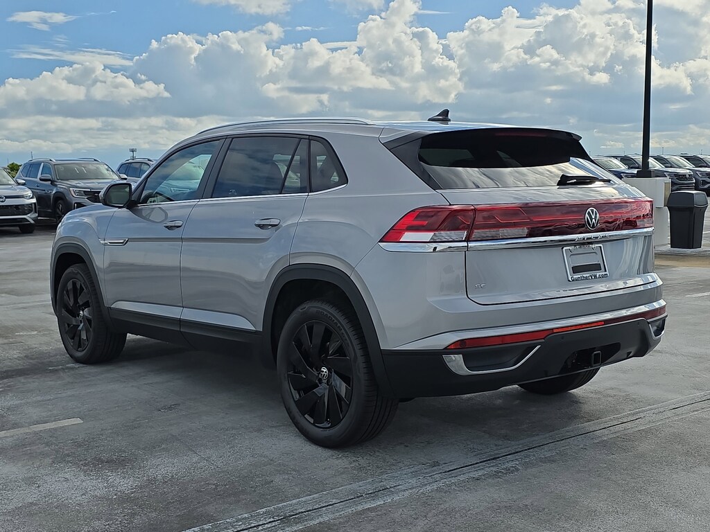 New 2026 Volkswagen Atlas Cross Sport 2.0T SE w/Technology SUV