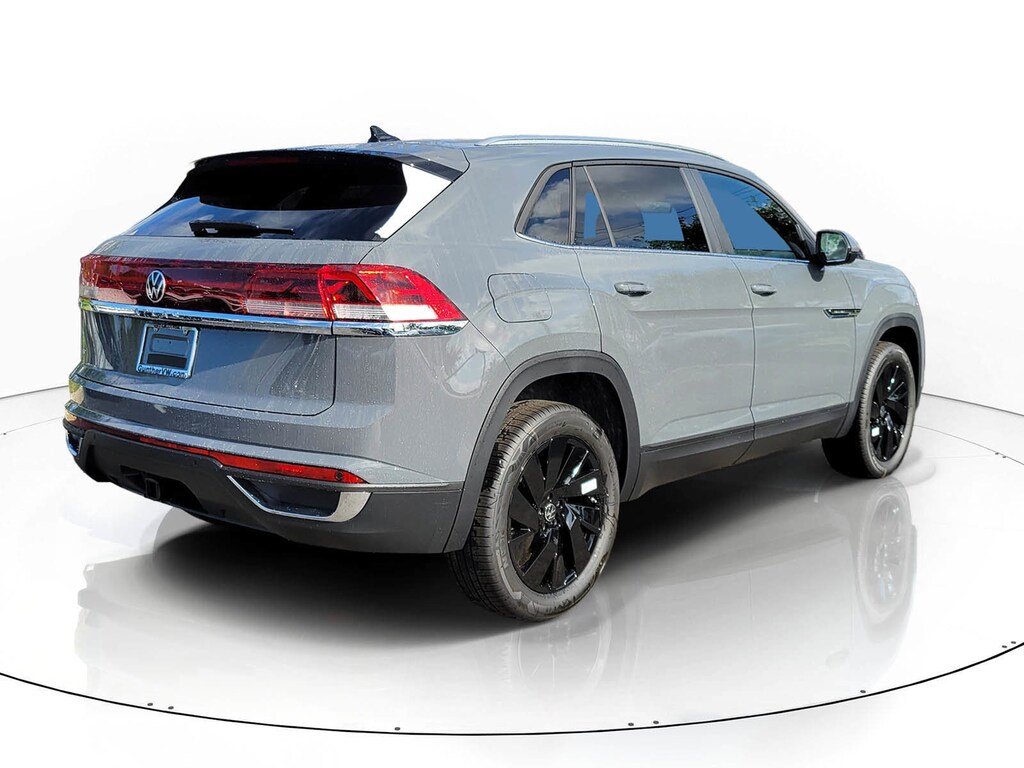 New 2026 Volkswagen Atlas Cross Sport SE w/Technology SUV