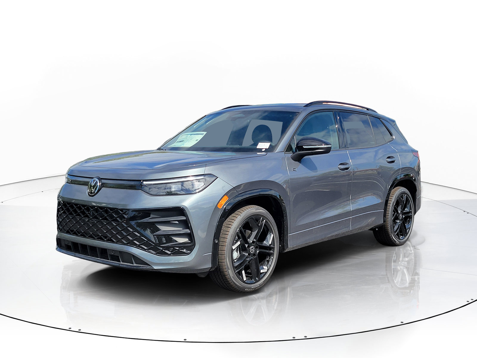 New 2026 Volkswagen Tiguan SE R-Line Black SUV