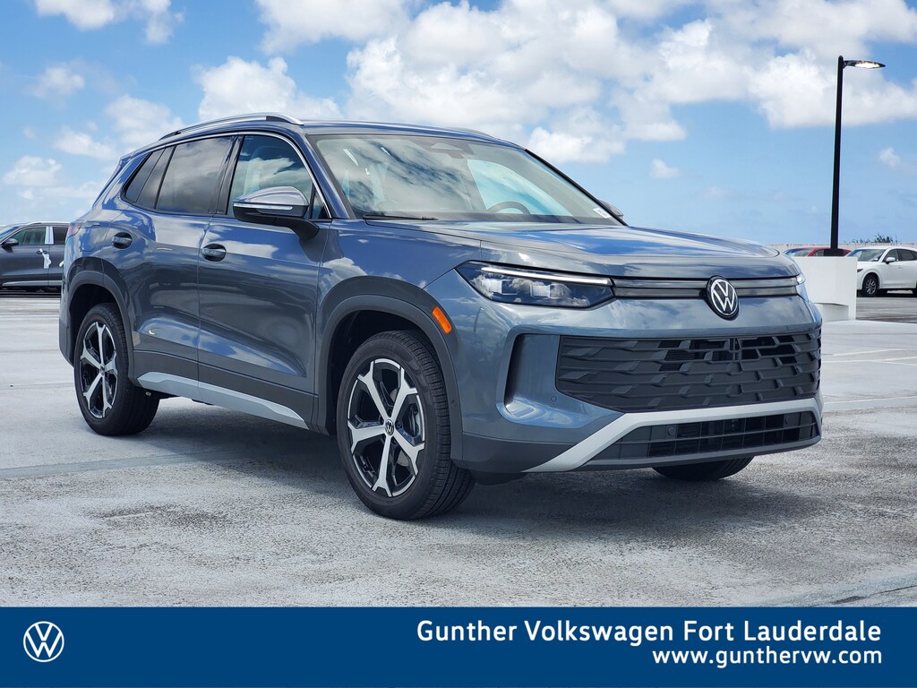 New 2026 Volkswagen Tiguan SE SUV