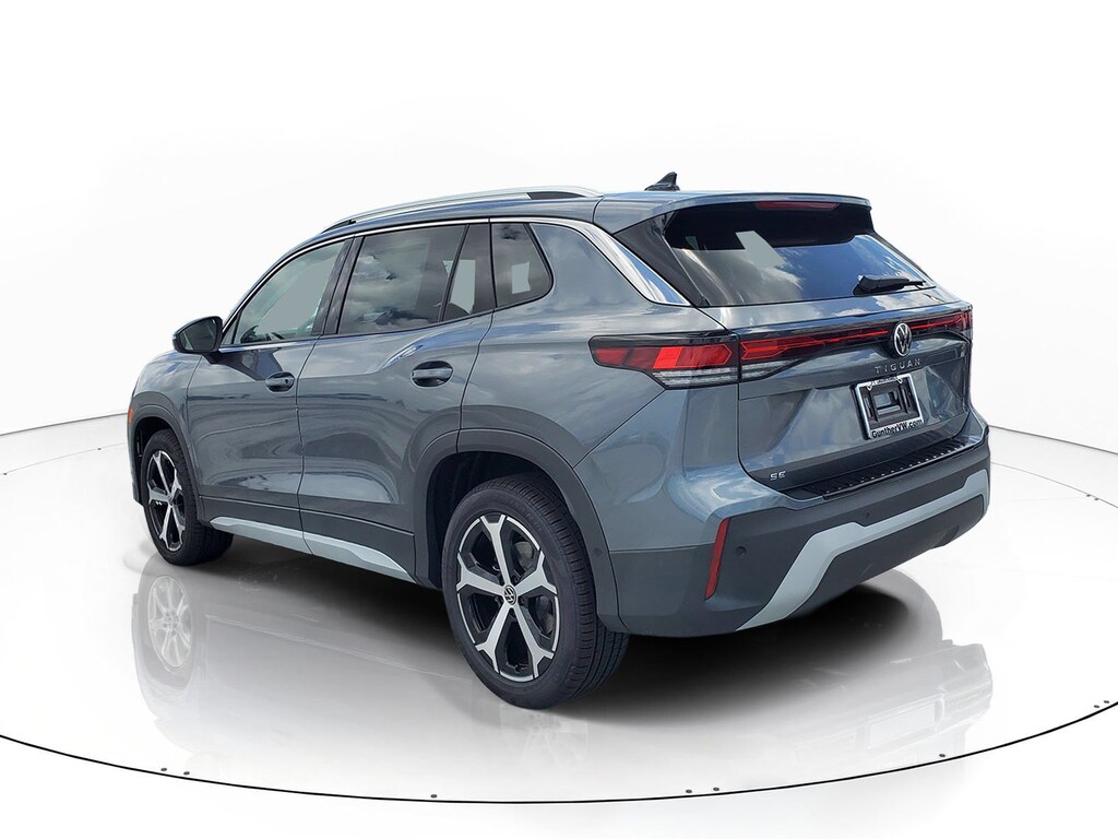 New 2026 Volkswagen Tiguan SE SUV