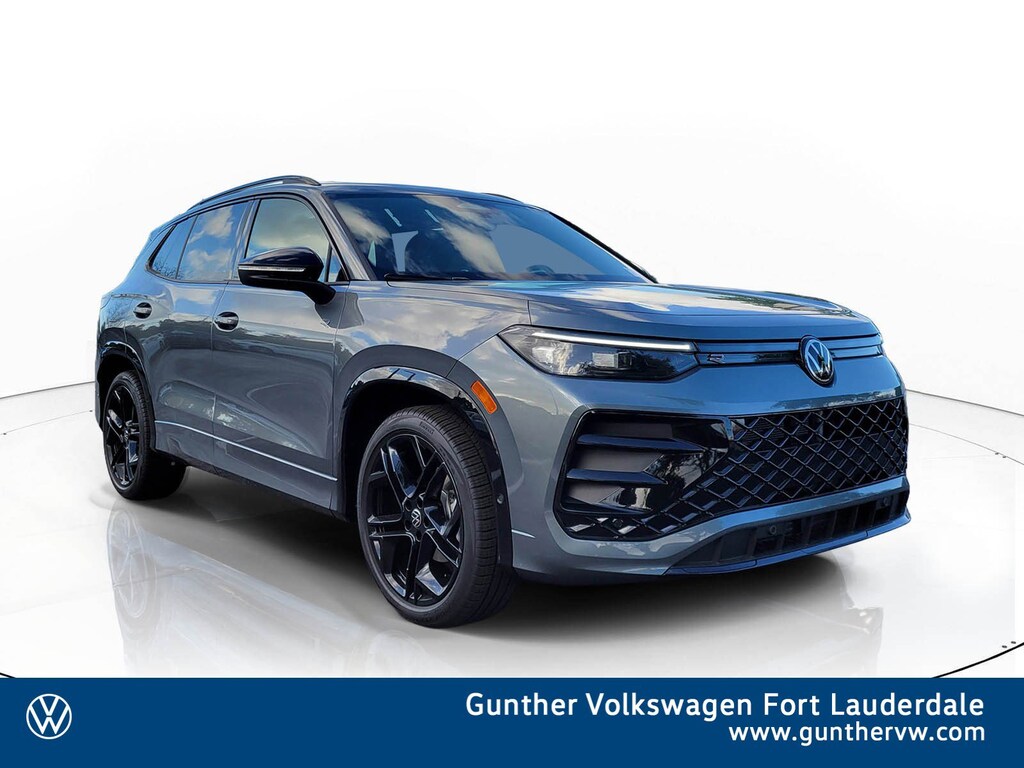 New 2026 Volkswagen Tiguan 2.0T SE R-Line Black SUV