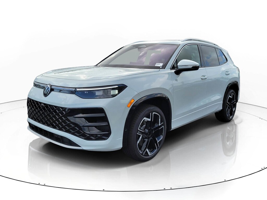 New 2026 Volkswagen Tiguan SEL R-Line Turbo SUV