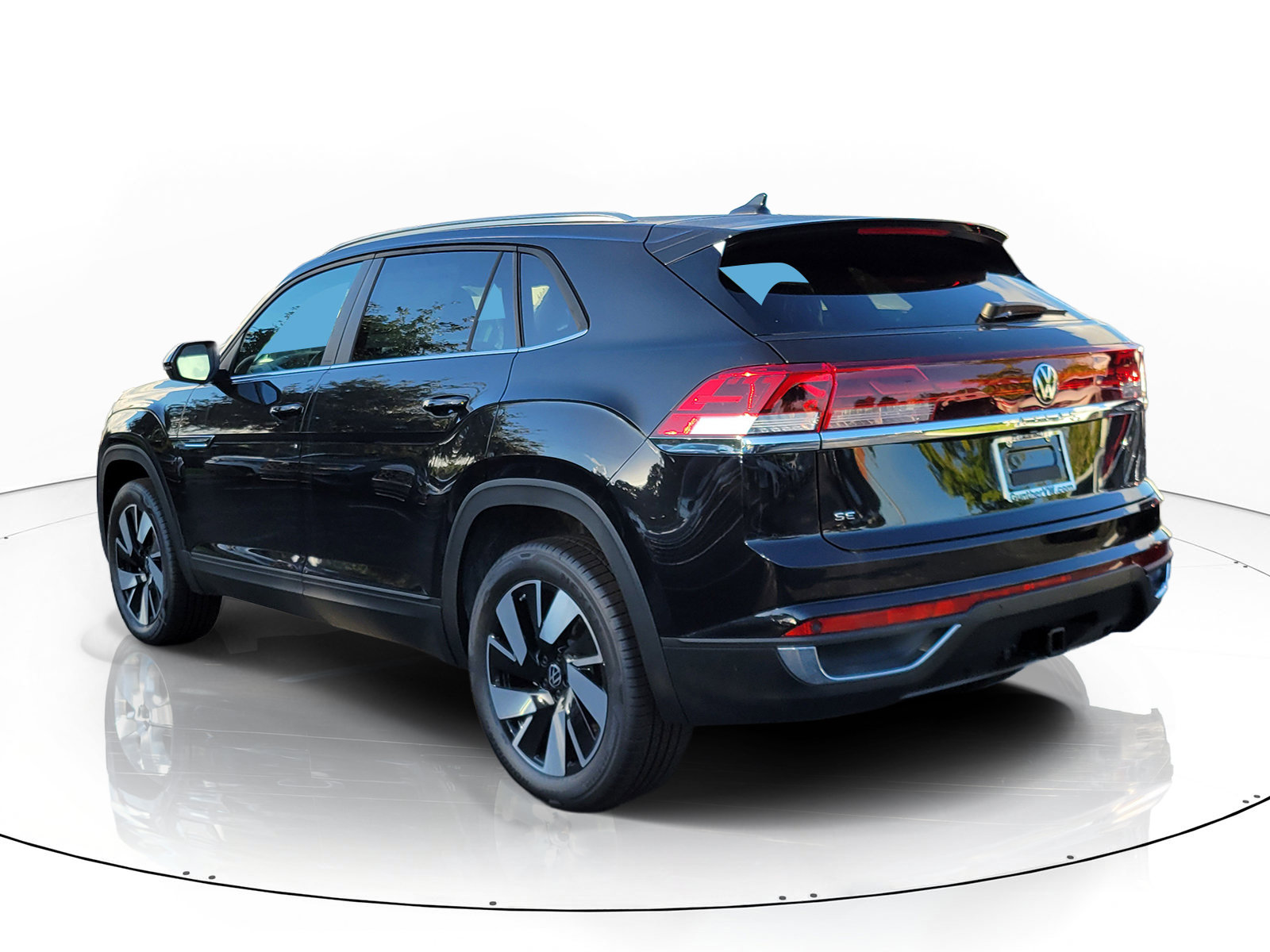 New 2026 Volkswagen Atlas Cross Sport SE w/Technology SUV