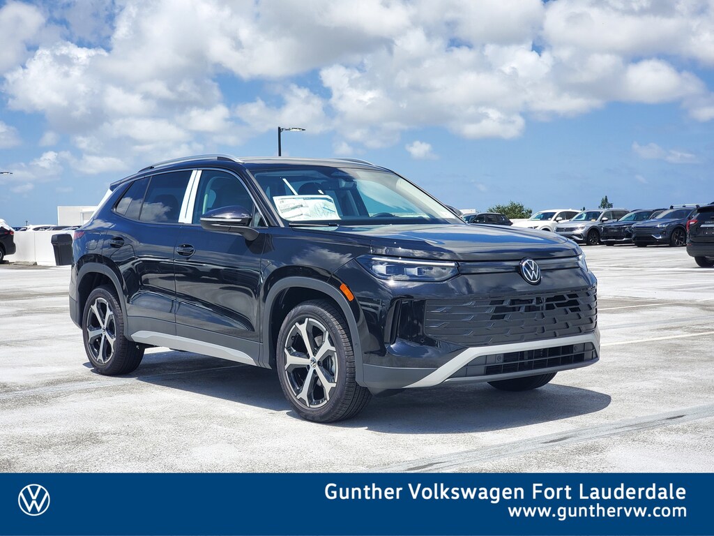 New 2026 Volkswagen Tiguan SE SUV