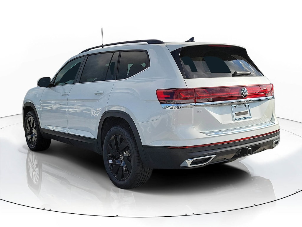 New 2026 Volkswagen Atlas SE w/Technology SUV