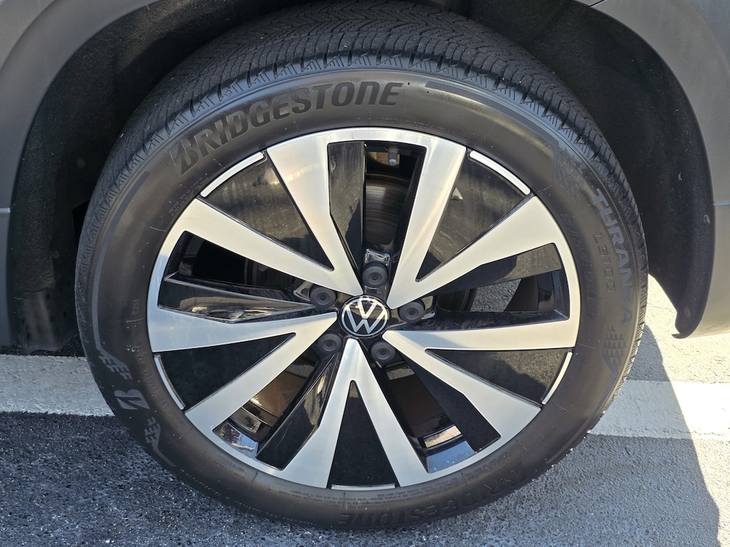 Certified 2022 Volkswagen Taos 1.5T SE SUV
