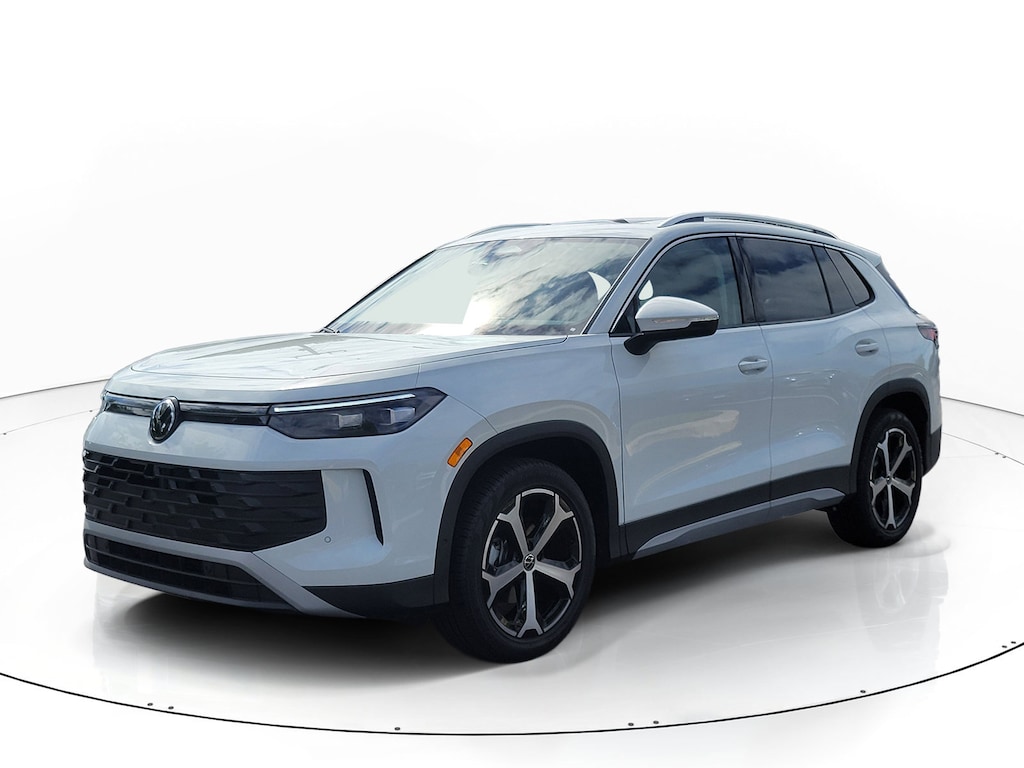 New 2026 Volkswagen Tiguan SE SUV