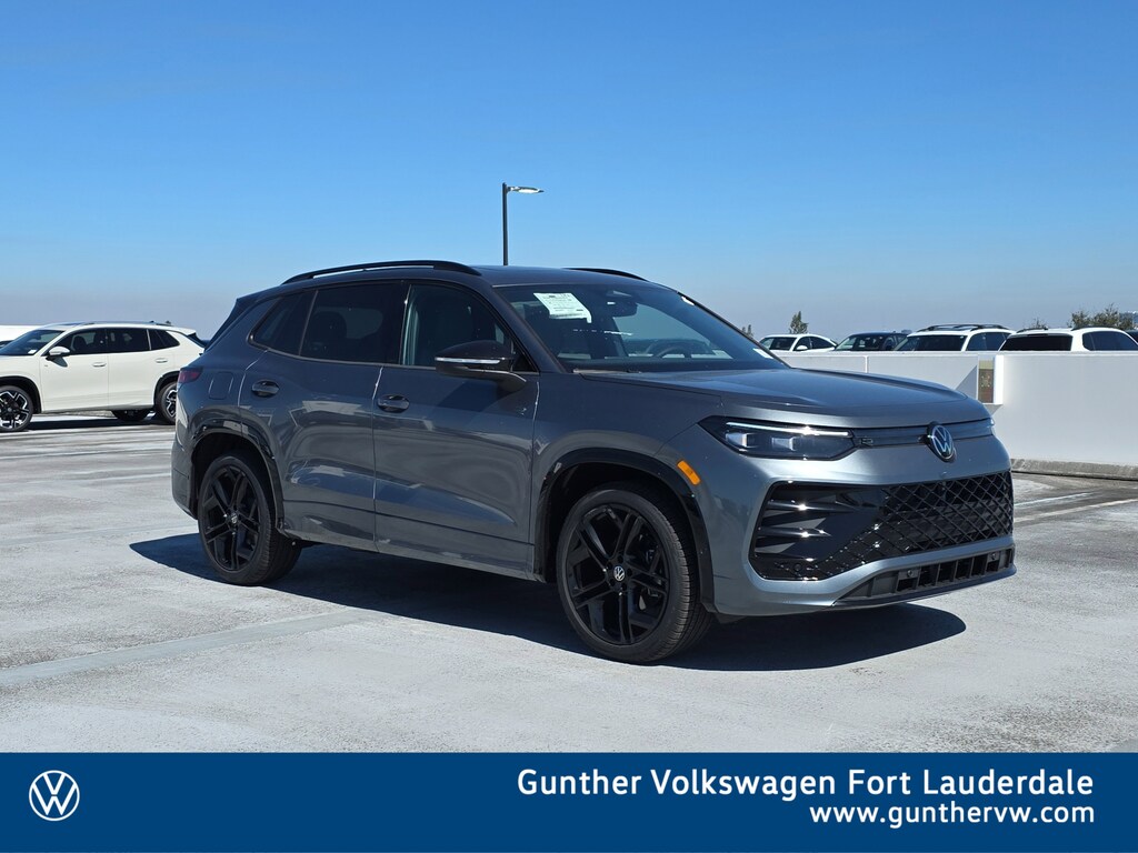 New 2026 Volkswagen Tiguan 2.0T SE R-Line Black SUV