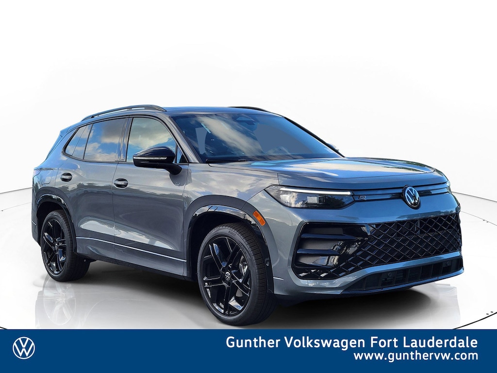 New 2026 Volkswagen Tiguan 2.0T SE R-Line Black SUV