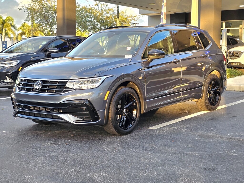 Used 2023 Volkswagen Tiguan 2.0T SE R-Line Black SUV