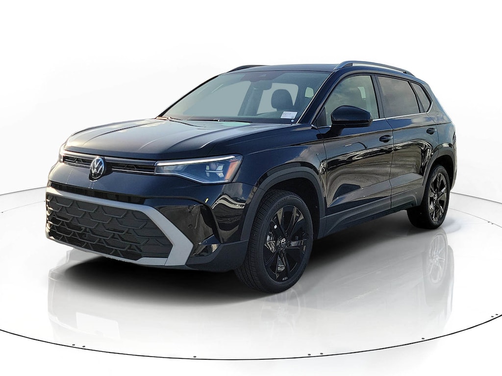New 2026 Volkswagen Taos 1.5T SE SUV