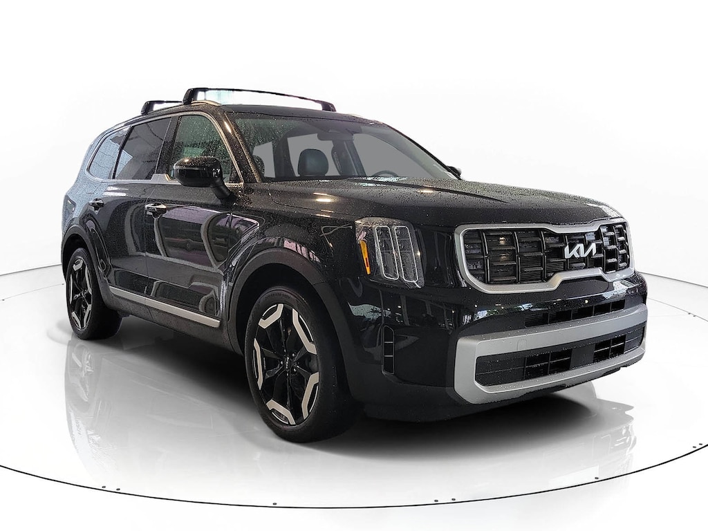 Used 2024 Kia Telluride S SUV