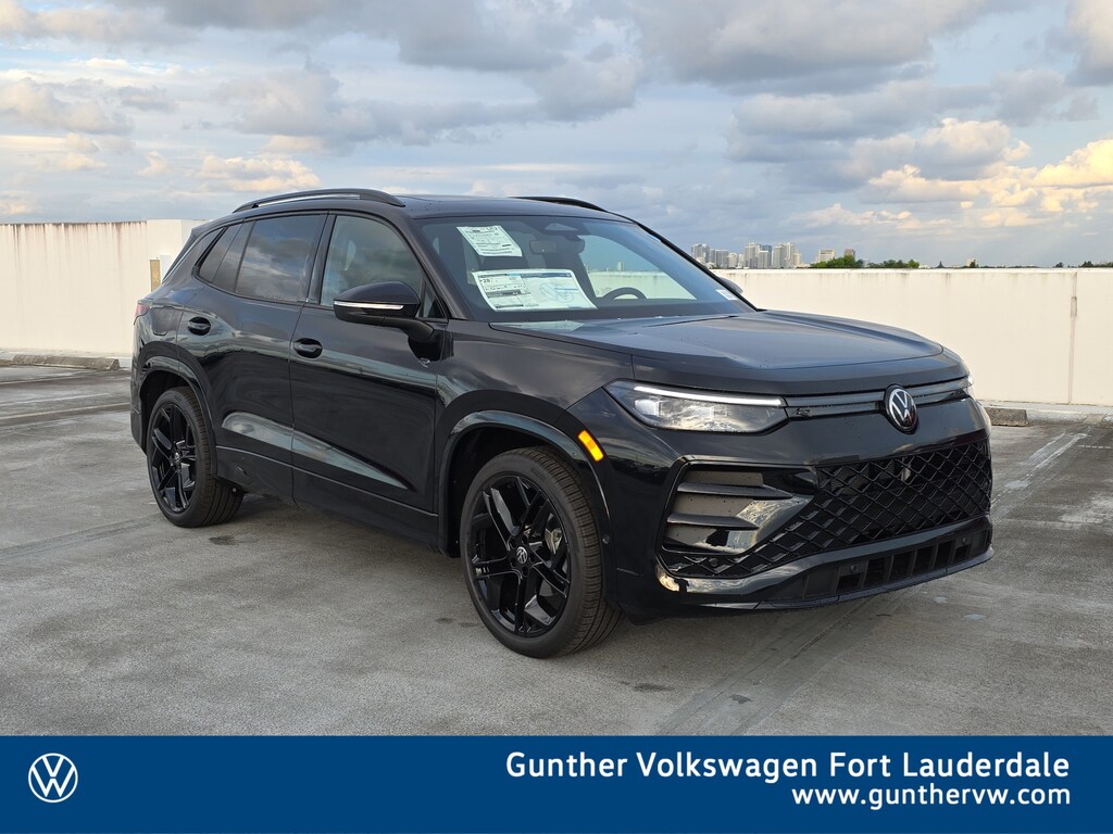 New 2026 Volkswagen Tiguan 2.0T SE R-Line Black SUV