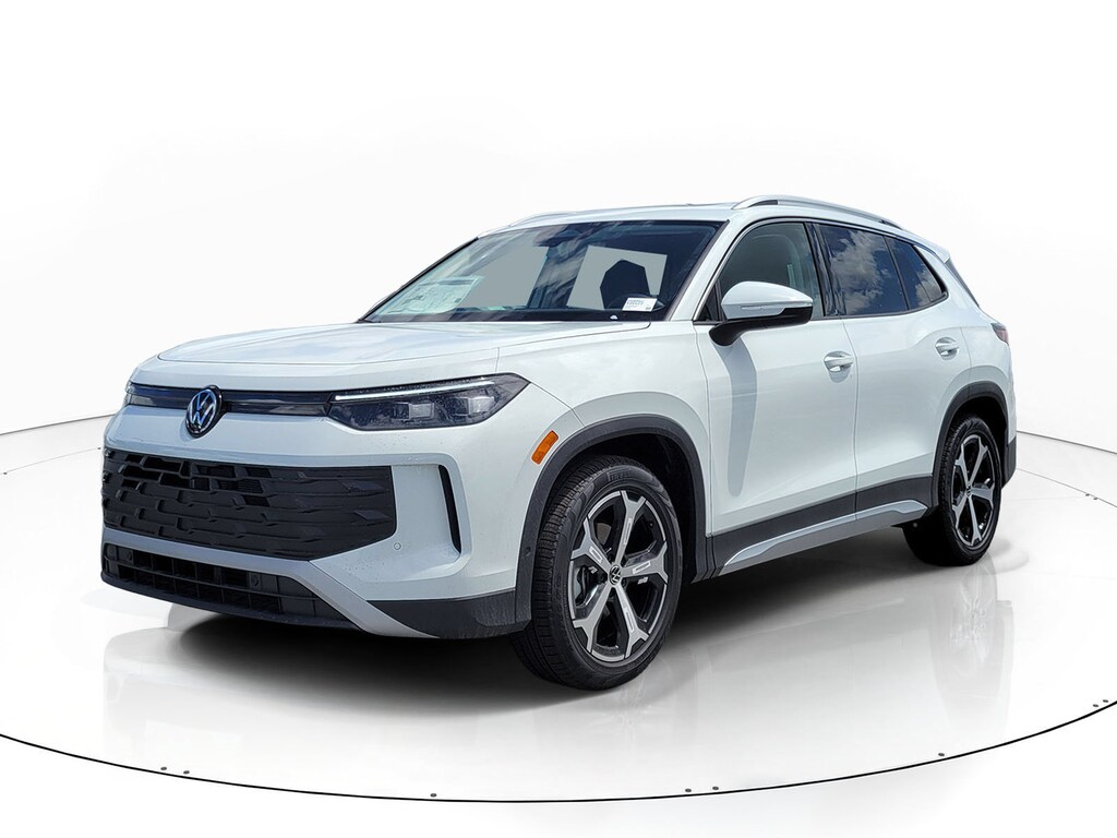 New 2026 Volkswagen Tiguan SE SUV