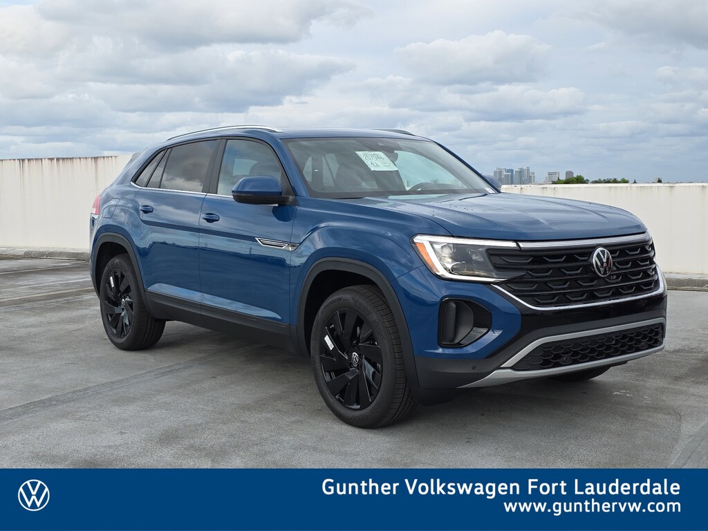 New 2026 Volkswagen Atlas Cross Sport 2.0T SE w/Technology SUV