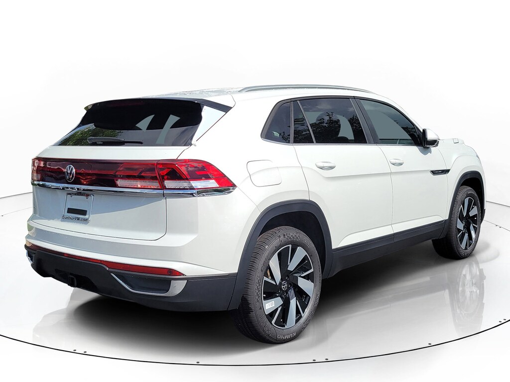 New 2026 Volkswagen Atlas Cross Sport 2.0T SE w/Technology SUV
