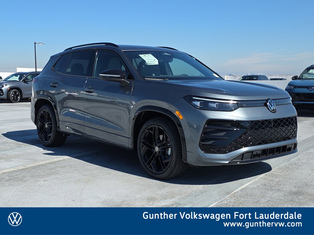 New 2026 Volkswagen Tiguan 2.0T SE R-Line Black SUV