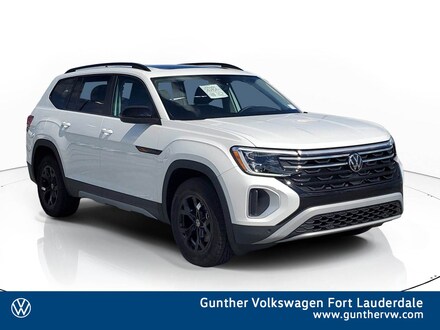 2024 Volkswagen Atlas 2.0T Peak Edition SEL SUV