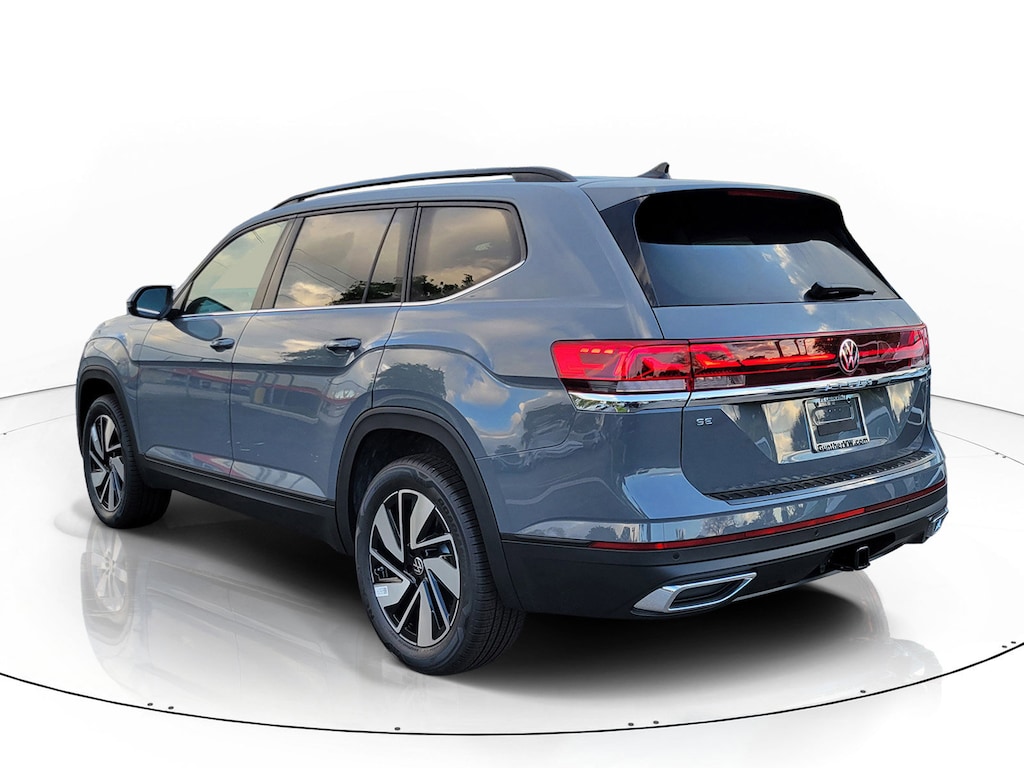 New 2026 Volkswagen Atlas SE w/Technology SUV
