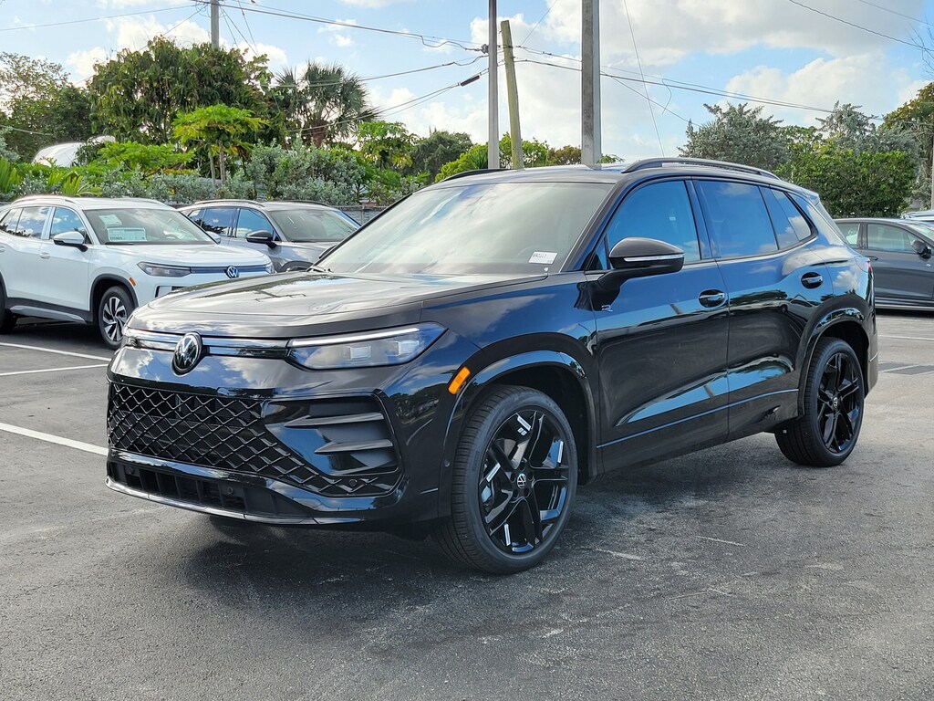 New 2026 Volkswagen Tiguan SE R-Line Black SUV