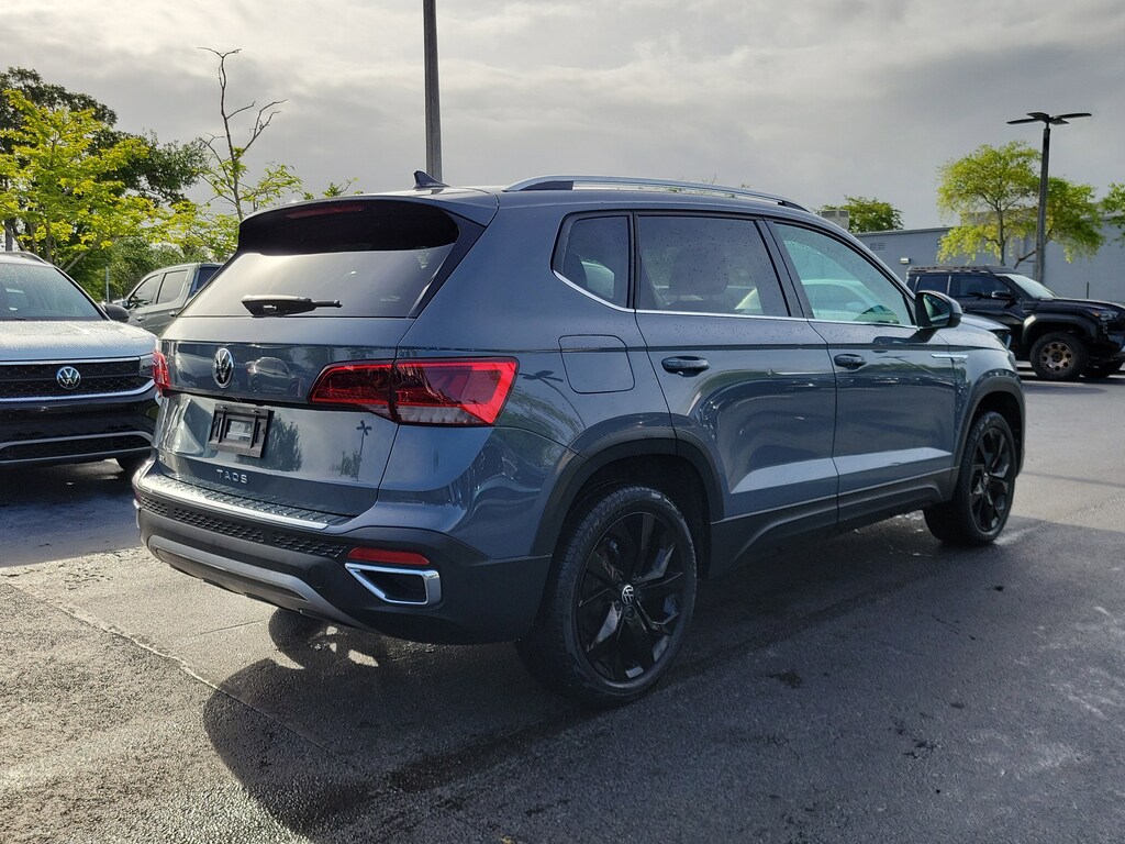 Used 2023 Volkswagen Taos 1.5T SE SUV