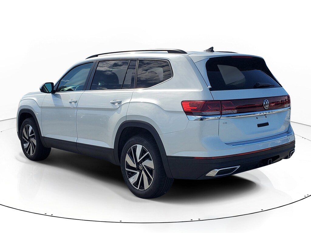 New 2026 Volkswagen Atlas SE w/Technology SUV