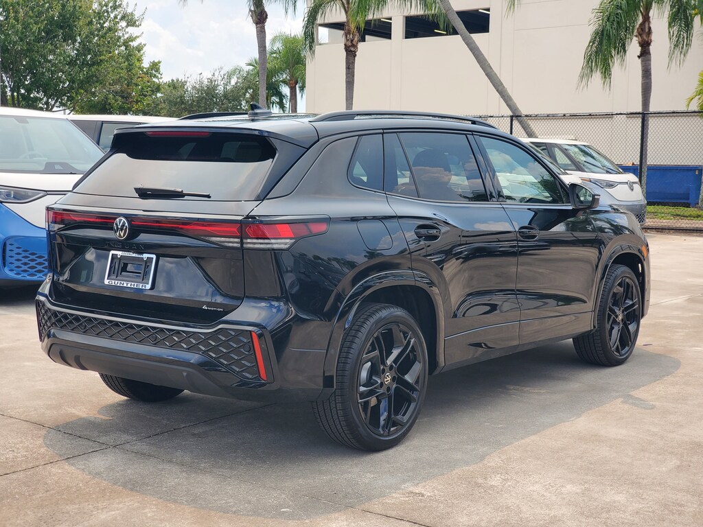 New 2025 Volkswagen Tiguan 2.0T SE R-Line Black SUV