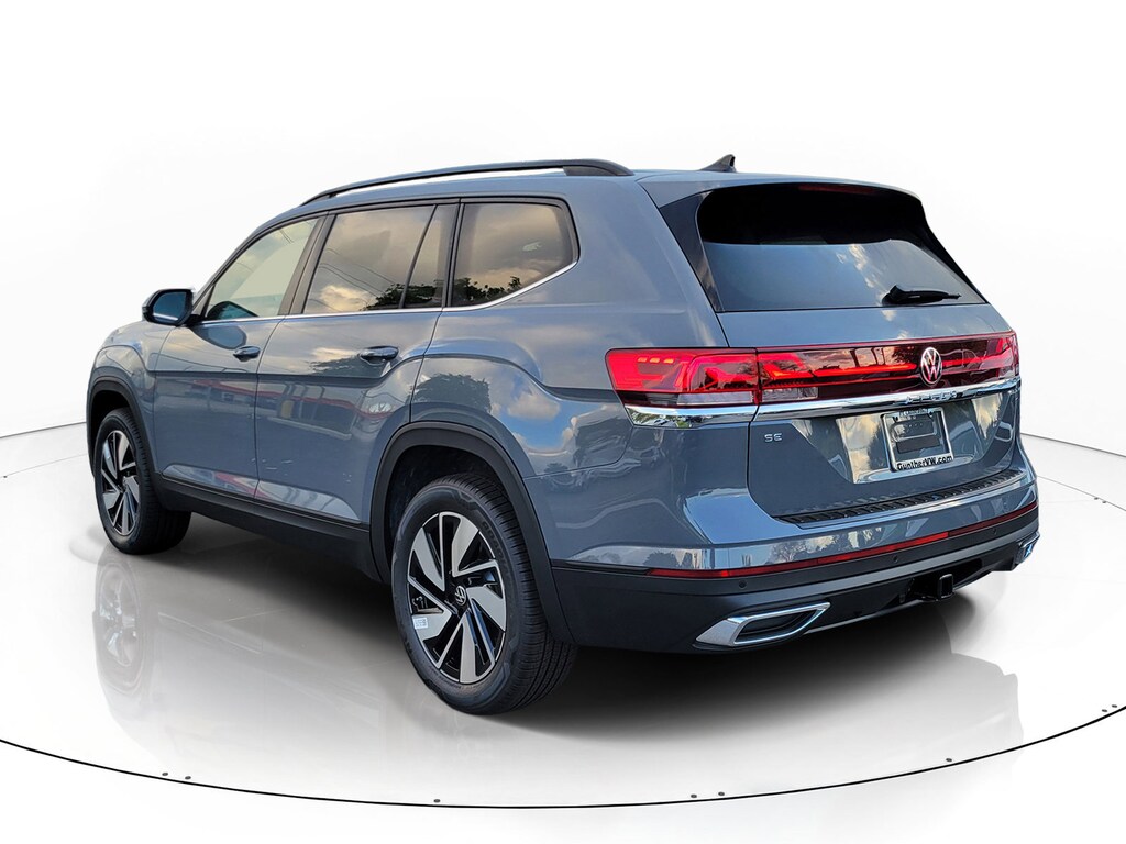 New 2026 Volkswagen Atlas SE w/Technology SUV