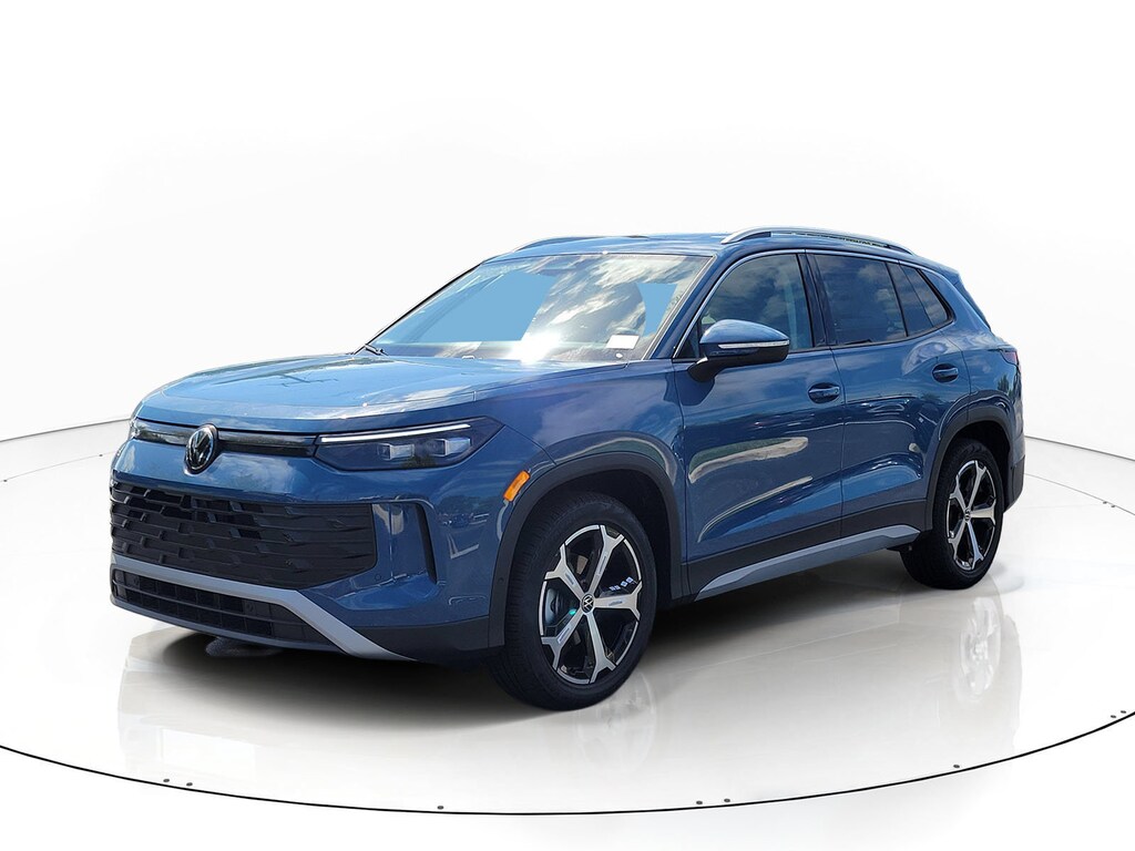 New 2026 Volkswagen Tiguan SE SUV
