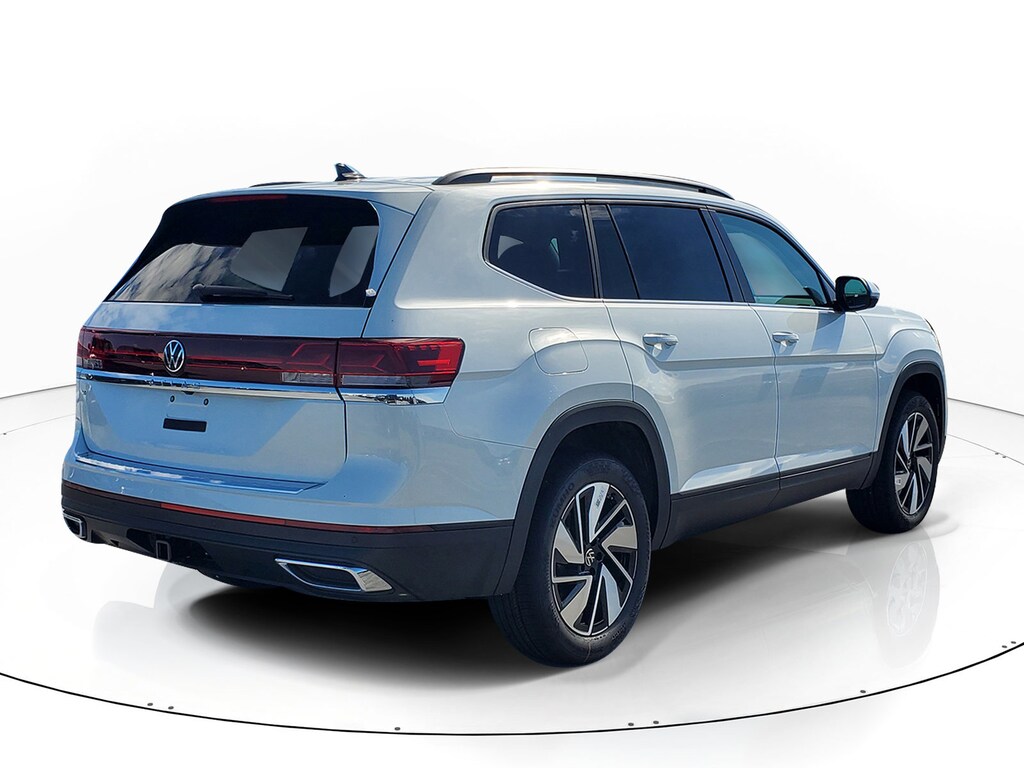 New 2026 Volkswagen Atlas SE w/Technology SUV